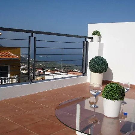 C D Dominguez * Icod De Los Vinos