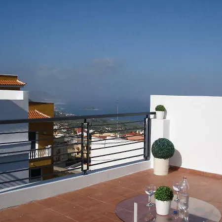C D Dominguez Holiday home
