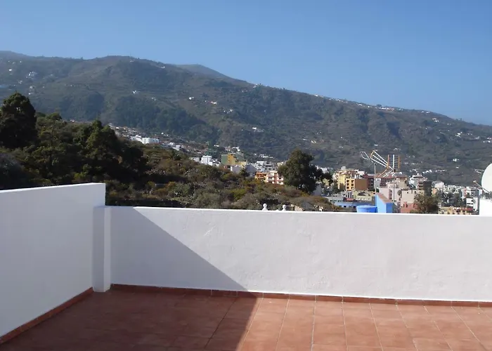 C D Dominguez * Icod de los Vinos